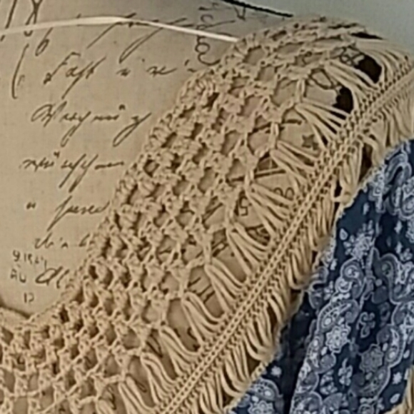 Beatiful Umgee Crochet top - Picture 5 of 6